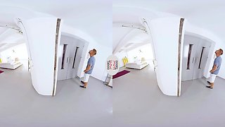 Gala Brown, Esperanza VR Porn: What Happens In Family Stays In Family - VirtualTaboo