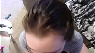 Amateur Babe's Deep Throat Adventure