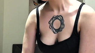Passionate Dancing, Wet Pussy and Deep Masturbation From a Beautiful Girl!