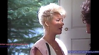 Chat with AmberLynn Open Interactive