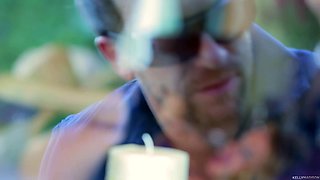 Bug Man - Starring: Kelly Madison - PornFidelity