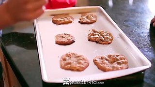 PASSION-HD Brunette Elektra Rose kitchen fuck after baking cookies