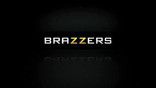 Busted With Ramon Nomar, Ava Addams, Lisa Ann - Brazzers