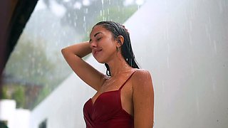 Amateur teen in a long intense solo scene