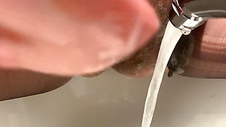 Secretary gets bidet after fucking