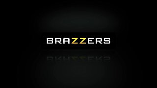 Sluts Spin The Bottle With Johnny Sins, Dillion Harper - Brazzers