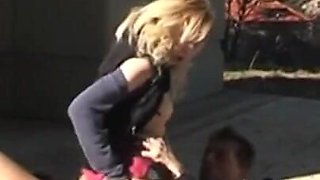 A tourist asks a blonde girl for information and lets him take her to fuck under a bridge