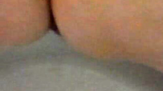 Jen Is Peeing in the Toilet