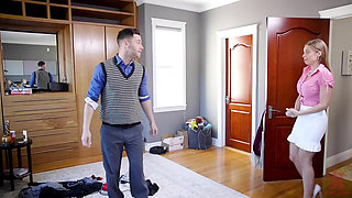 How to Fuck Like a Lady Anal Housewife Trains Stepson's Bratty Girlfriend