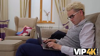 Knock at the cabinet