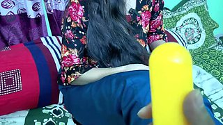 Desi Stepsister Riya Chowdhury Fucked Hard by Stepbrother in Homemade Bengali Sex