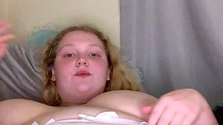 BBW White Chick Big Boobs Cam Play