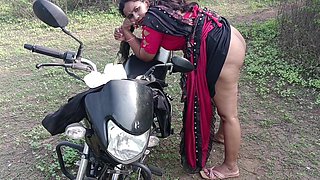 Desi Wife Cheating on Husband in Jungle in Full Nude Doggy Style Postion