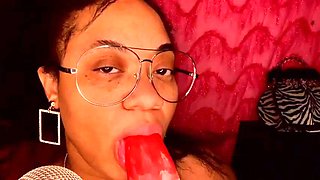 Asmr big lips