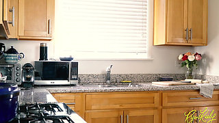 Best Friends Step-mom Gets You off - Ryan Keely