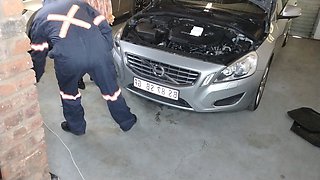 I M Mechanic That Service Cars and Women