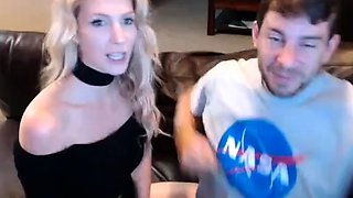 amateur texas blonde flashing boobs on live webcam