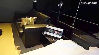 No... No! 18-year-old Band Girl Squirts With A Clear Voice. She Is Tricked Into Being Filmed During Her First P Activity. She Is Creampied With A *miya Belly Punch