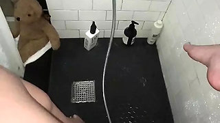 AMATEUR- SAUDI ARABIAN SNOWWHITE- WATER STIMULATION- MULTIPLY INTENSE REAL ORGASM IN SHOWER AT HOME-BEAUTIFUL WHITE GIRL- MUSLIM
