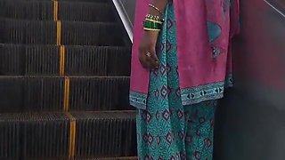 Train Toilet Tamil Bhabhi Tamil Housewife Cowgirl Jennifer Fuck Very Hard