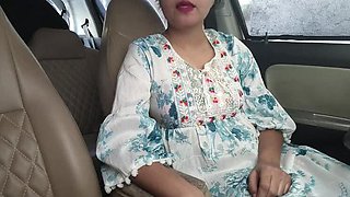 Desi Girlfriend Risky Car Sex - Sucking, Fucking, and Cumshot in Public