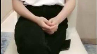 The female student who is still taking the postgraduate entrance examination looks too pure and must be a school beauty in school