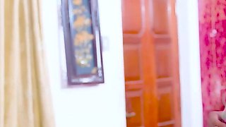 Desi Horny Female Fucking House Owner Seduces Desi Local Servant When Her Husband Not at Home ( Full Movie )