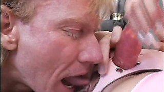 Romantic bunny - pussy fisting video - Kings Of Fetish