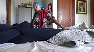 This Turkish granny is SHOCKED !!! I take out my big cock in front of her.