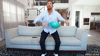 Setting Her Sights On A Gangbang Shay Sights Brazzers