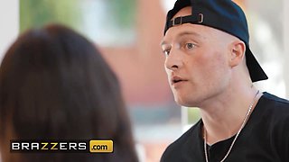 Brazzers - slutty chef hayley davies fucks her best friend's hubby & wrecks their anniversary dinner