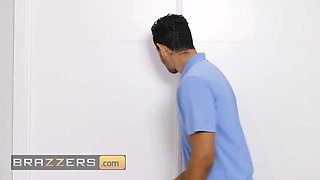Brazzers - blake blossom wants a decent dicking from her college mate before striking the books