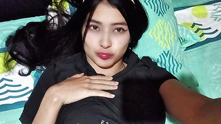 My stepsister is desperate for my cum, she sucks it until she takes the last drop