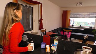HausfrauFicken - German mature housewife in hardcore fuck