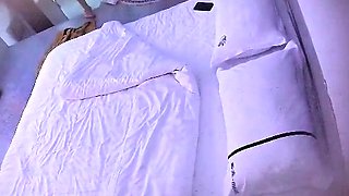 Sizzling Amateur Cock sucking Brunette on Cam