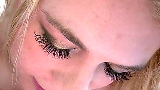 hot amateur milf giving blowjob and getting fucked