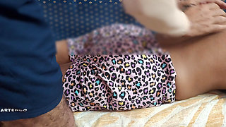 Desi village bhabhi ko devar ne diya hardcore oil massage and loud moaning