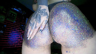 Alternative Girl Oil Massaging a Butt and Spanking by Glitters