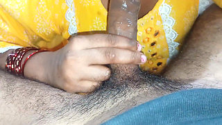 Indian Bhabhi Cumshot in Mouth Hot