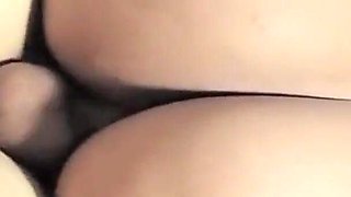 Mature Seduces 18 Years Old Boy to Fuck with Condom off