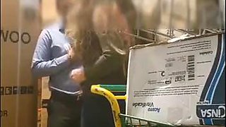 Busty fucks employee of Bodega Aurrera