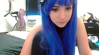 Amateur Blonde Teen Plays Solo with Toy Webcam Porn