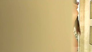 Horney ruscle come to take the shower with his shy red-haired roommate