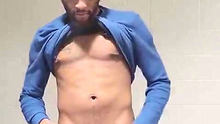 Kennie Jai Jerks off at Work