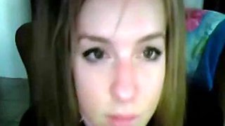 Babe's Webcam Dildo Deepthroat
