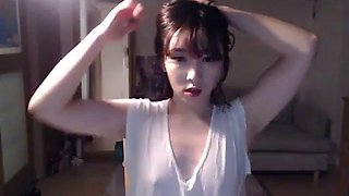Horny Asian babe shows her body