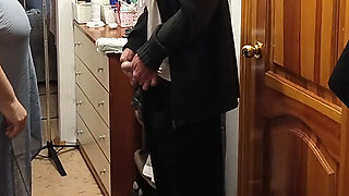 Mother-in-law paid the courier with sex