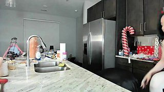 Smoking hot amateur brunette plays with toys