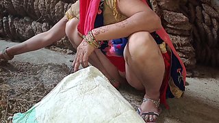 Village Bhabhi New Porn Beautiful Married Bhabhi Fucking with Step Brother