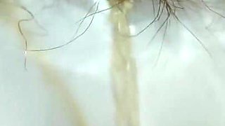Pissing Housewife